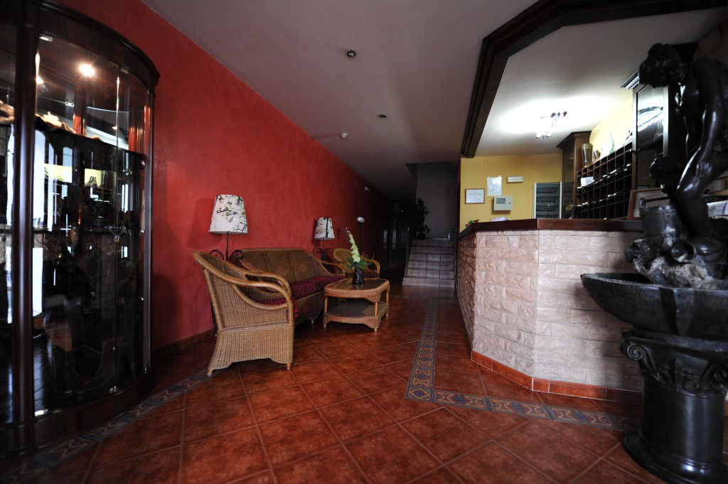 recepción-3-hotel-montearoma